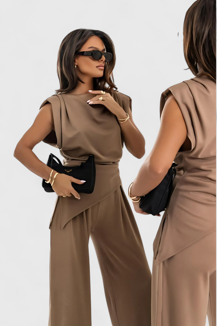 Sofia Ensemble Asymétrique à Épaules Drapées et Pantalon à Jambes Larges
