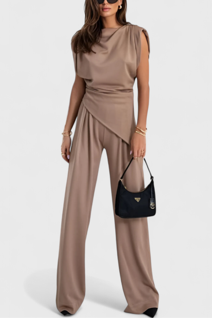 Sofia Ensemble Asymétrique à Épaules Drapées et Pantalon à Jambes Larges