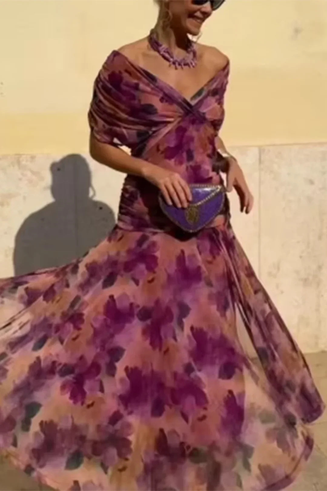 Robe Maxi de Fête Élégante à Col V