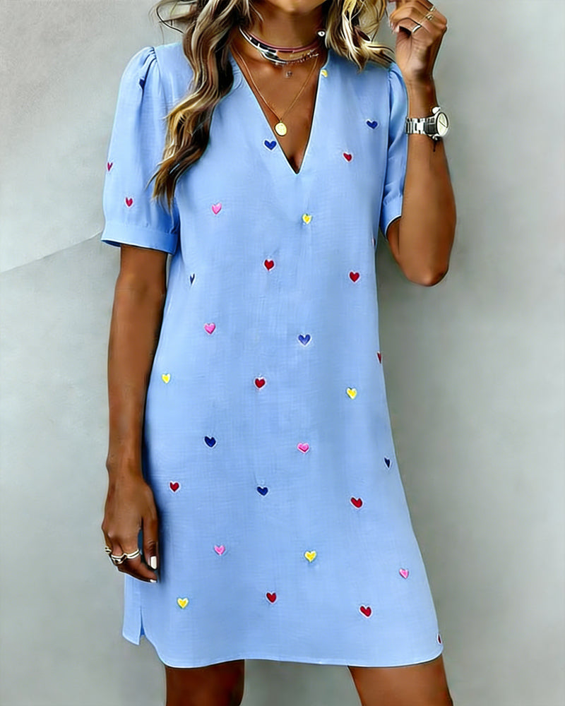 Éloïse™ | Robe Élégante Cœurs à Col V