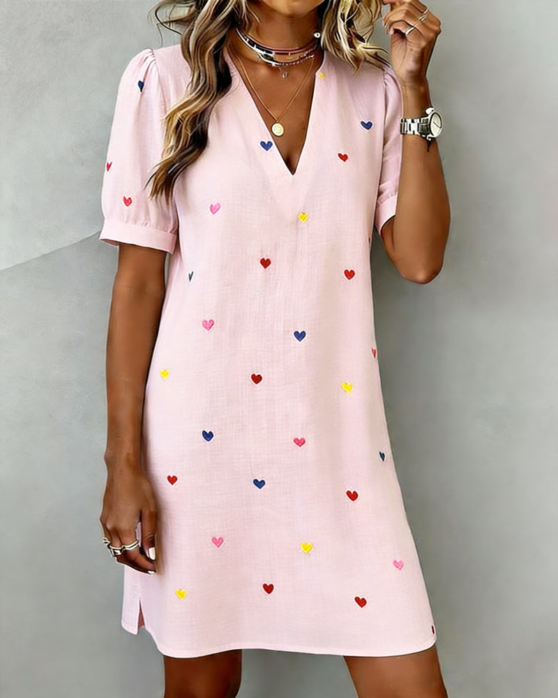 Éloïse™ | Robe Élégante Cœurs à Col V