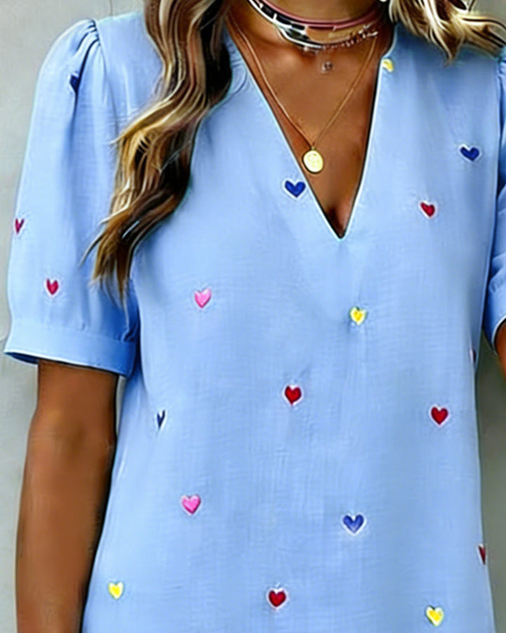 Éloïse™ | Robe Élégante Cœurs à Col V
