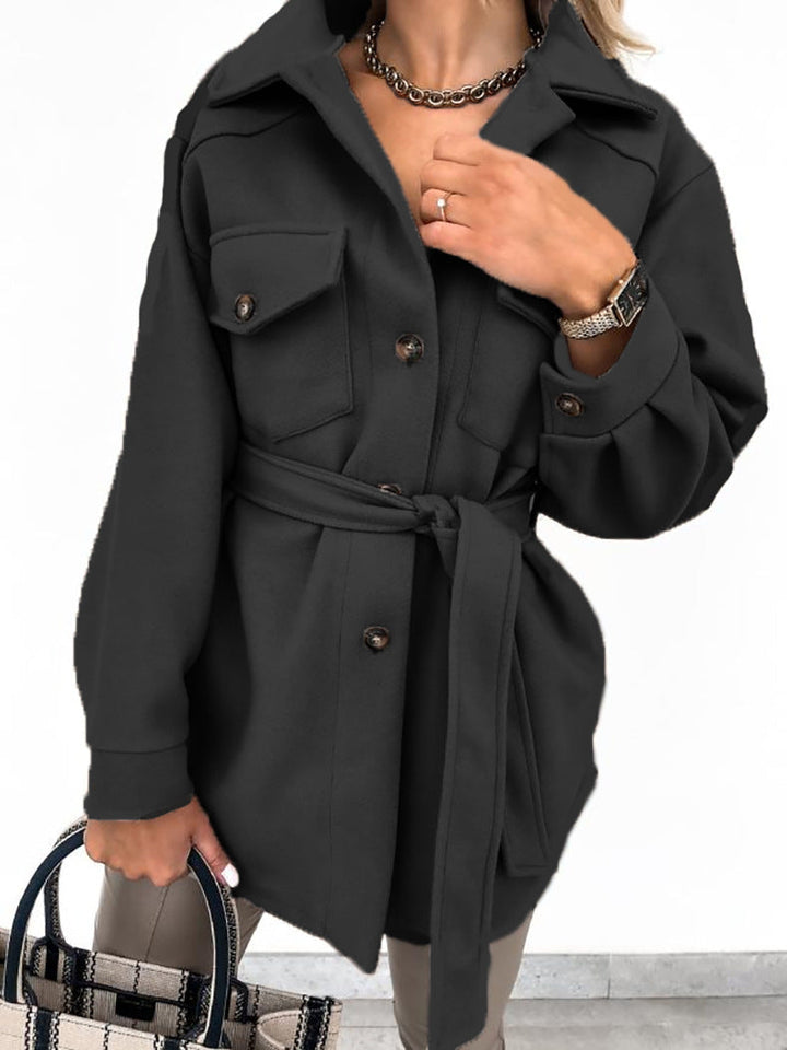 Daphné | Veste chic à boutons et col chemise
