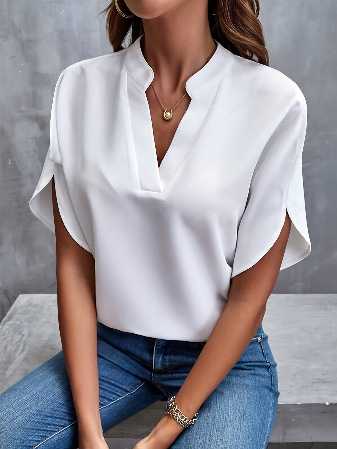 Julie | Blouse Fluide Col Officier Manches Courtes Femme
