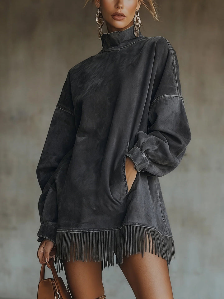 Amalia ║ Robe en daim avec col montant et franges