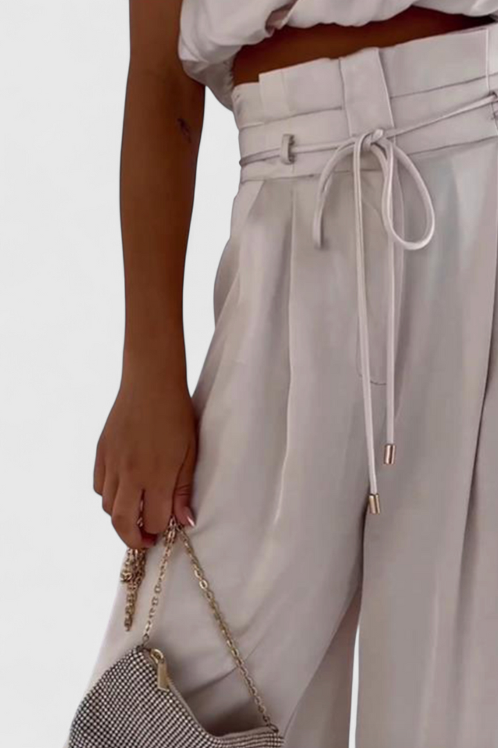 Helira Ensemble Minimaliste à Top Structuré et Pantalon Palazzo Plissé