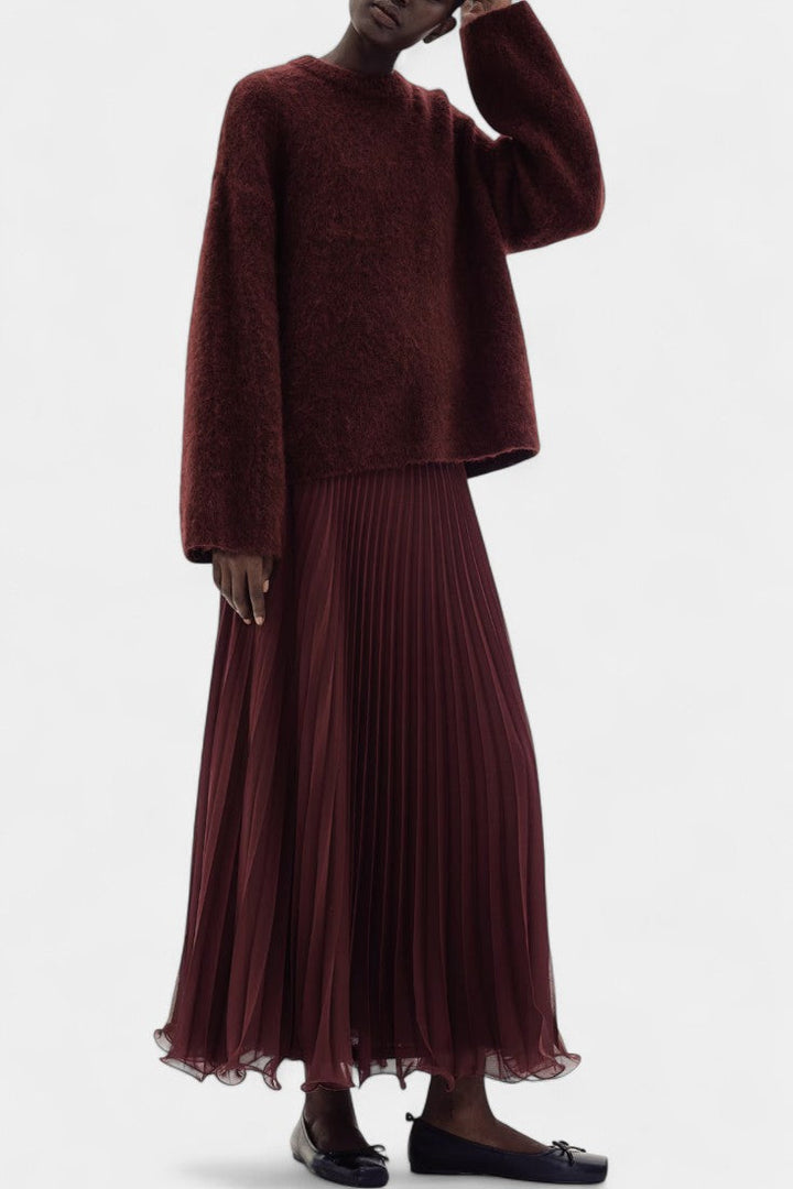 Gia Ensemble Oversized à Pull et Jupe Midi Ajustée