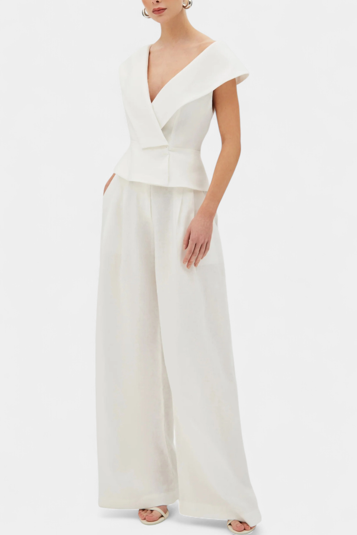 Hayden Ensemble Top Structuré à Décolleté Enveloppant et Pantalon Palazzo