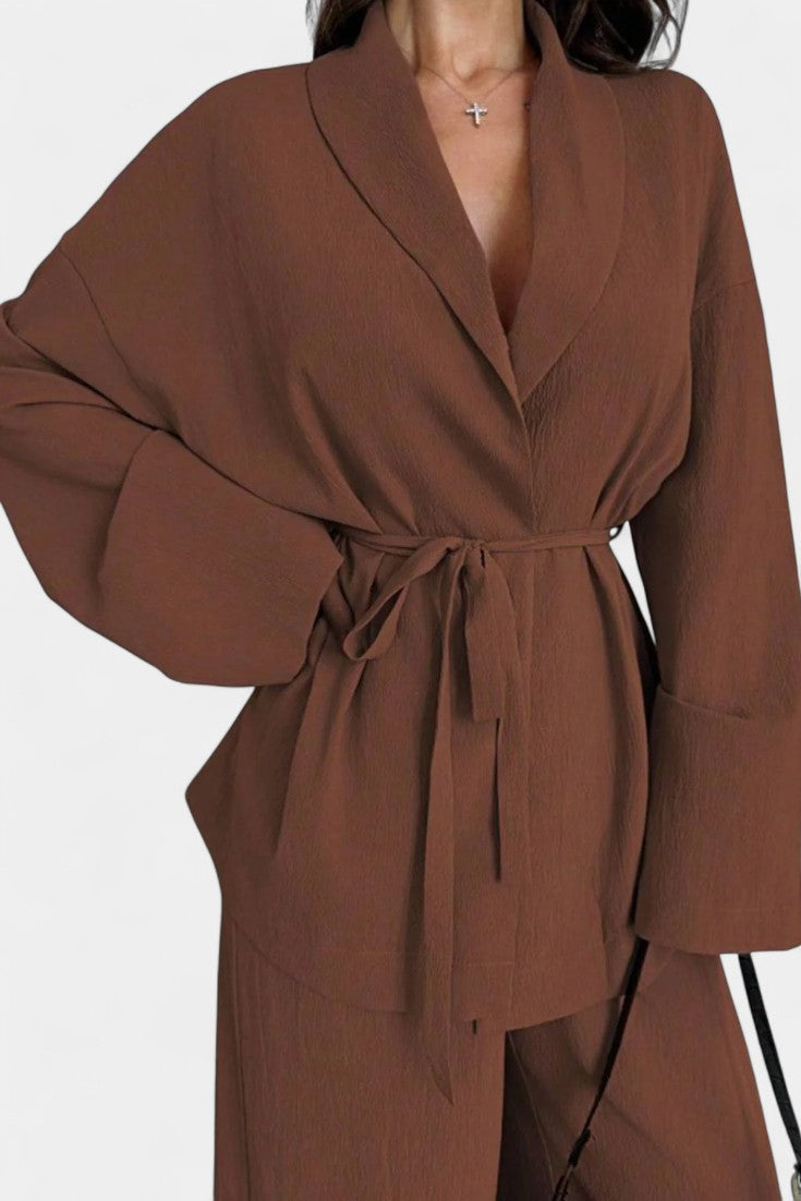 Amy Ensemble Tailleur à Décolleté V et Pantalon Évasé