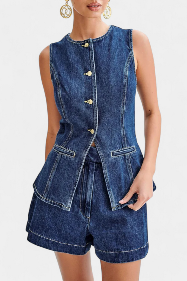 Raya Ensemble en Denim avec Gilet Sans Manches et Shorts Taille Haute