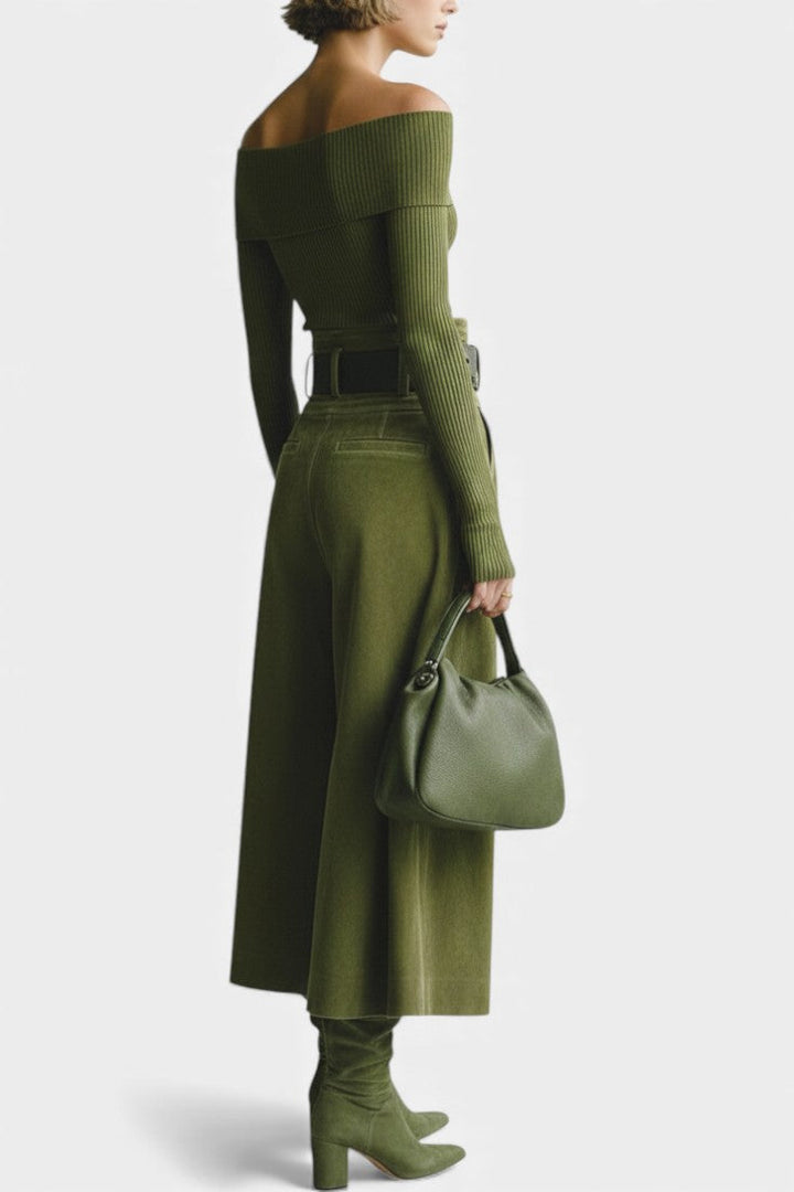 Atala Ensemble Top Épaules Dénudées Olive & Jupe Midi en Suédine